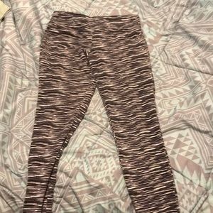 Cute striped leggings!!